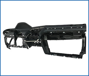 車のバンパーのプロトタイプ