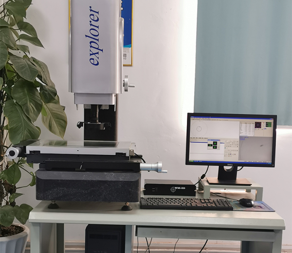 プロジェクター