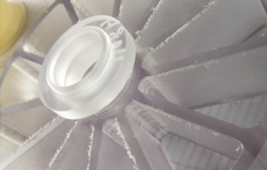 バランスをとる: 中国の迅速生産会社におけるコスト効率と品質