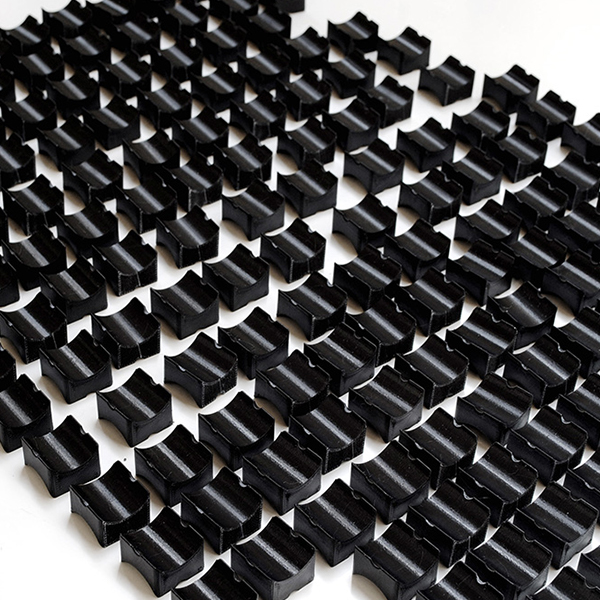 安価な CNC プロトタイピング中国で予算内でアイデアを発揮しましょう